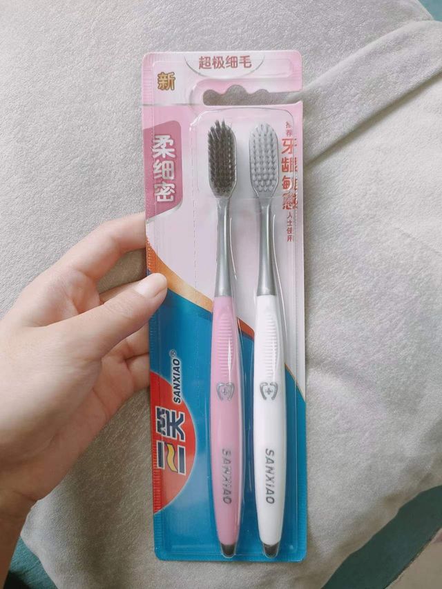 牙龈敏感推荐使用的牙刷