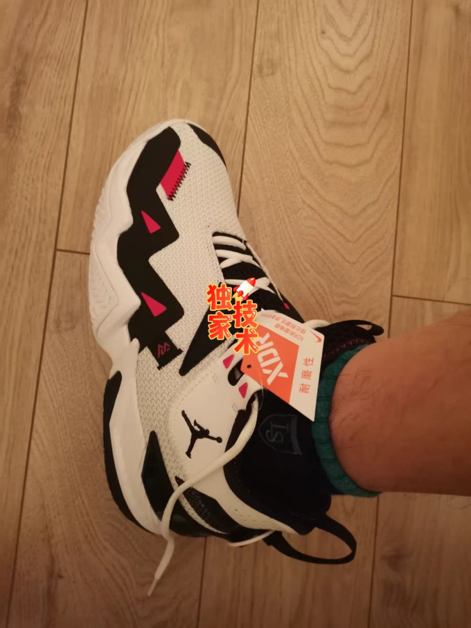 乔丹篮球鞋