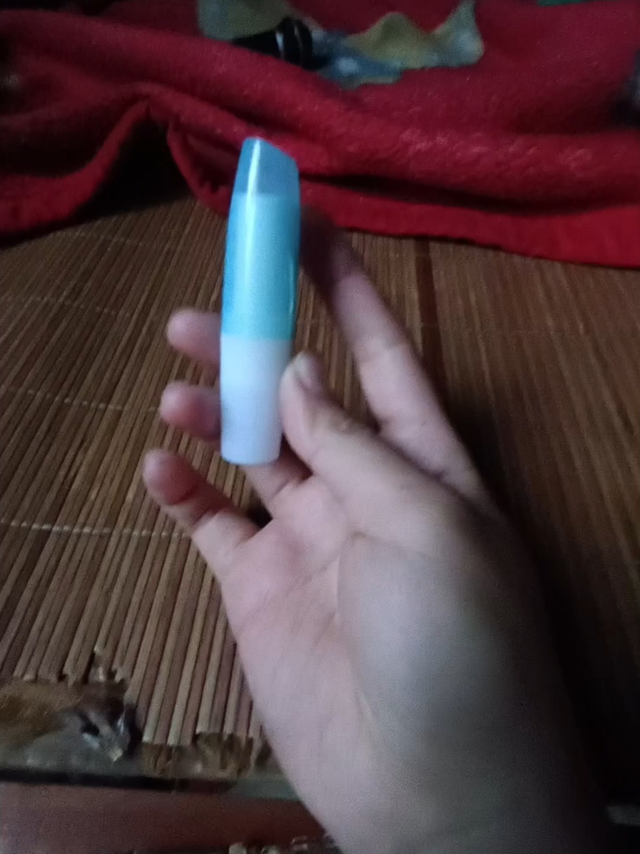 好用的保湿润唇膏