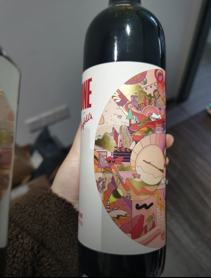 红葡萄酒