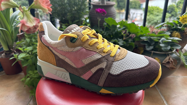 Diadora N9000 Leone