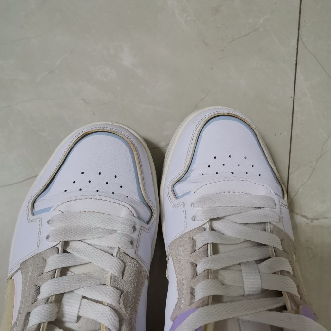 李宁休闲运动鞋