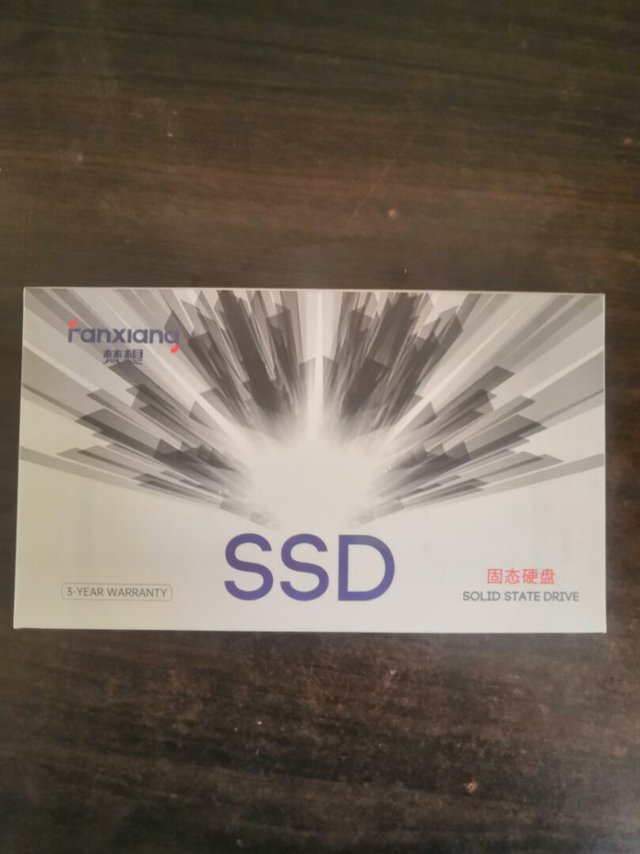 硬盘昨天中午下的单，今天就到了，简直神速
