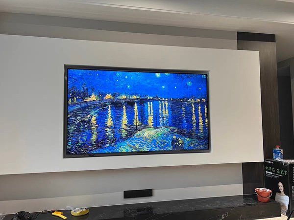 TCL、海信接连王牌电视，到底谁才是赢家？