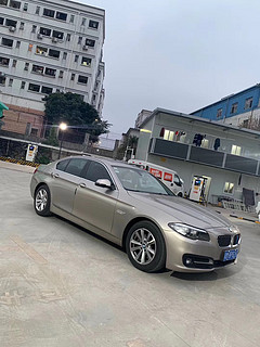 进口宝马520i 中大型