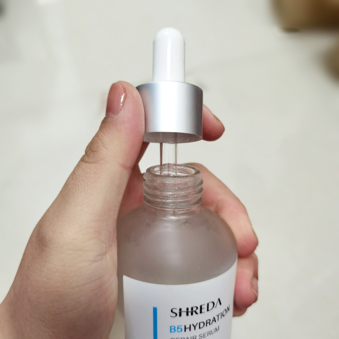 诠润精华液