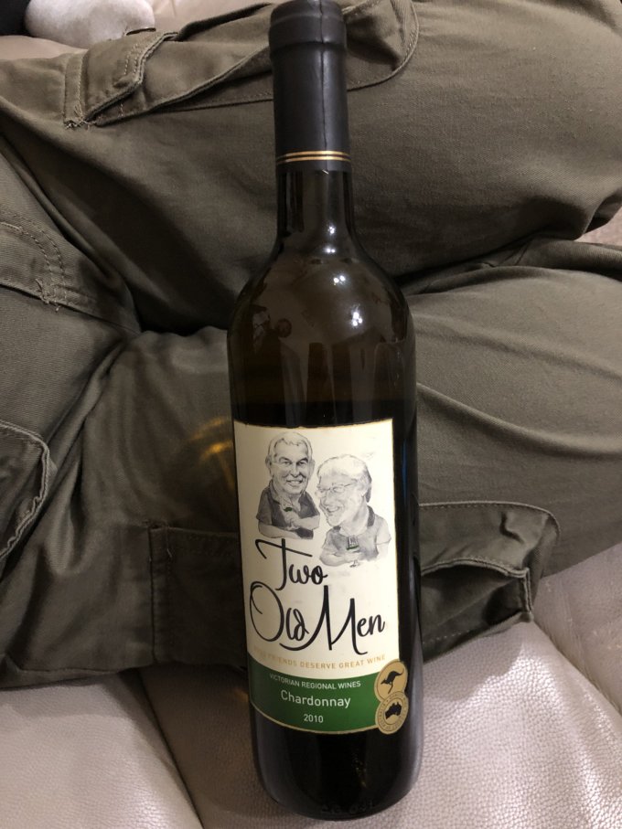 红葡萄酒
