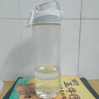 非常不错的水杯，密封性比较好，外观很漂亮
