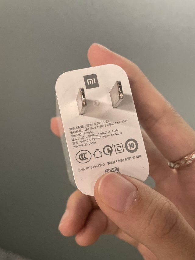 小米的充电头找好久了