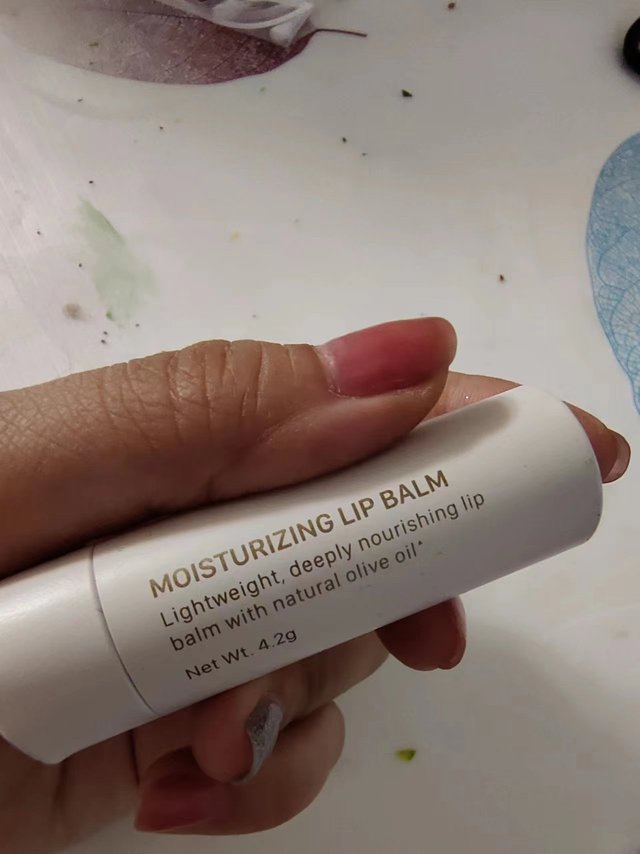 非常保湿的完美日记润唇膏