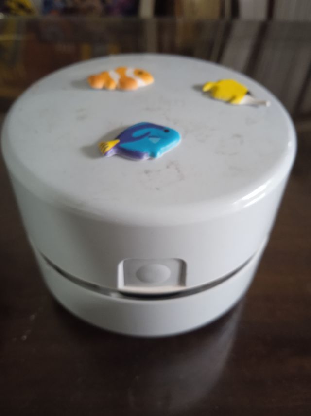 非常好用的电动桌面吸尘器