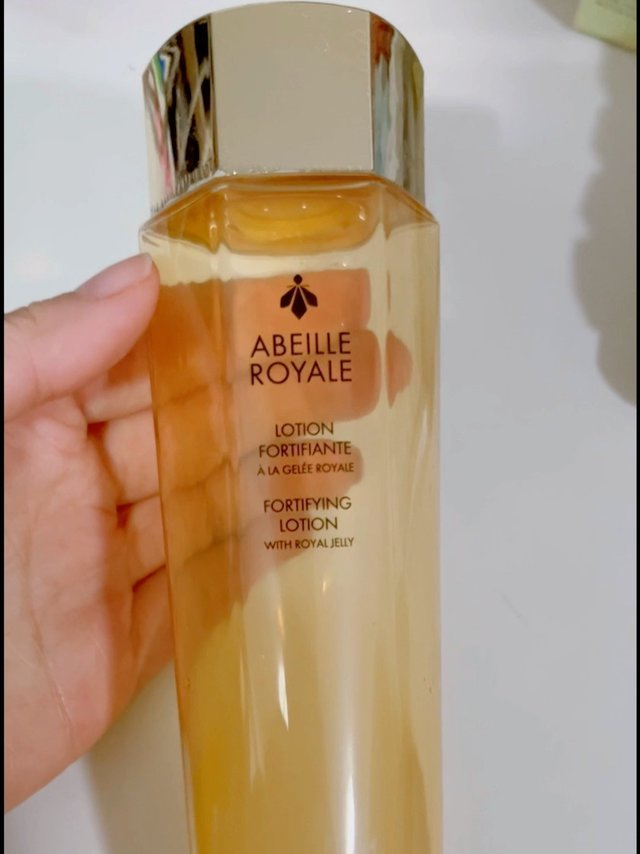 我的情人节礼物～娇兰蜂皇水