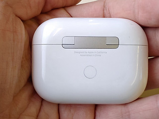 用了一年的礼物：Airpods Pro简单晒