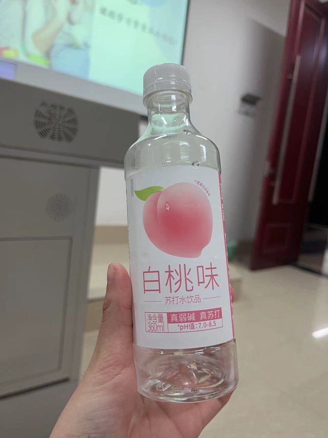入口清甜的苏打水