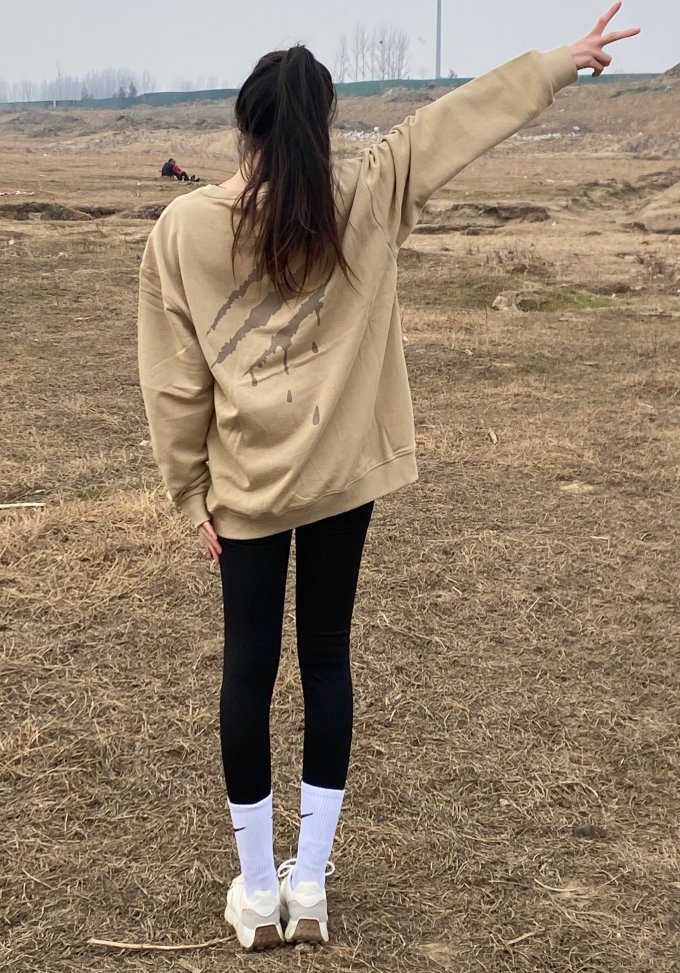 女上装