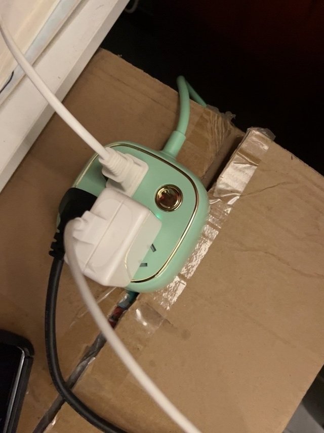 美观大方，质感很好，就是太贵了。
