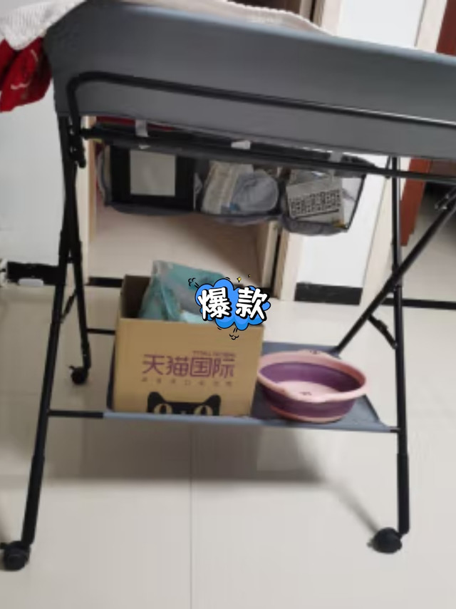 多功能婴儿床哦