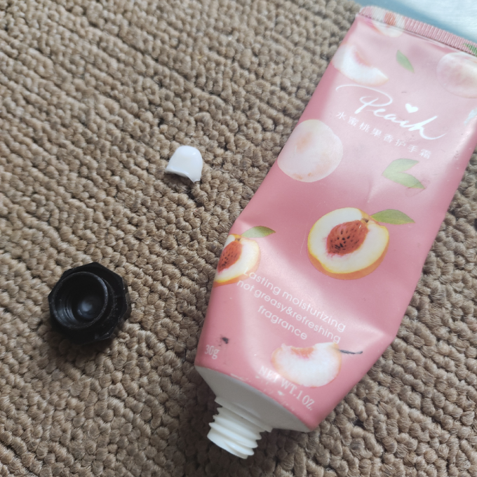 蜜斯莉护手霜