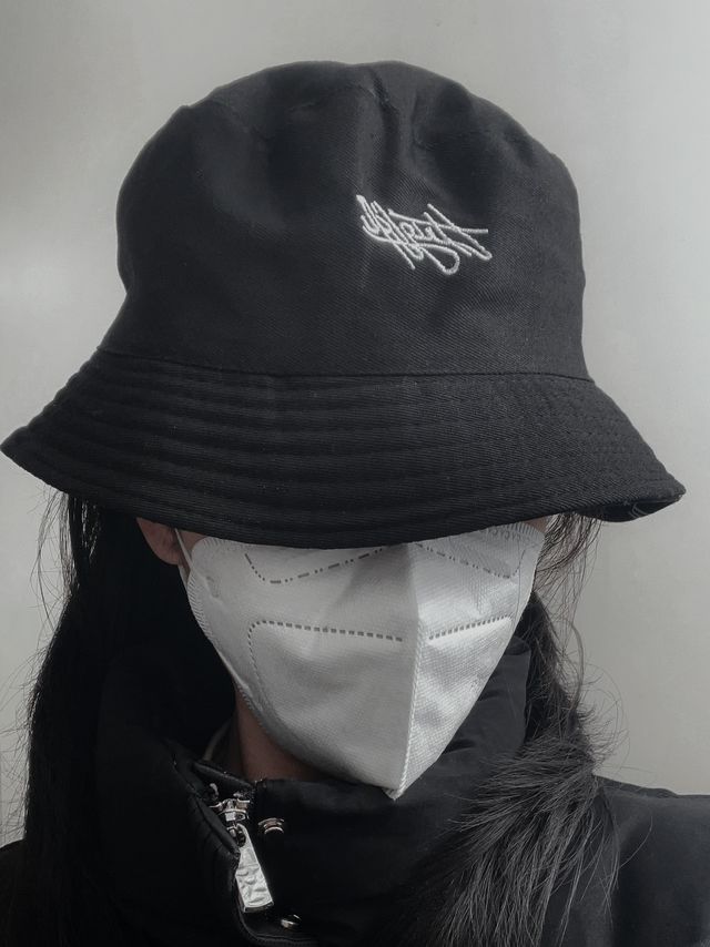 这个帽子怎么样？晒下情人节礼物