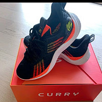 安德玛（UNDERARMOUR）秋冬库里CURRY 10‘百炼成钢’男子篮球运动鞋3025620 黑色001 43