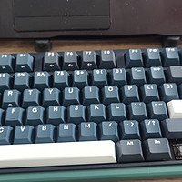 杜伽的K620W机械键盘