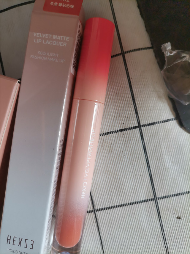 很好，就是感觉这个颜色不适合自己？。