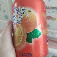 新奇士橙汁汽水，放冰箱冷藏一下更好喝