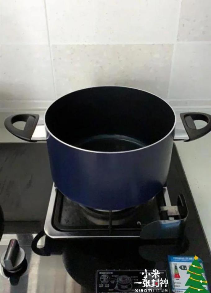 烹饪锅具