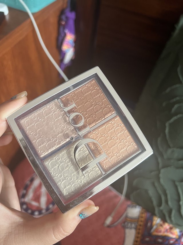 迪奥四色高光腮红修容盘面部彩妆