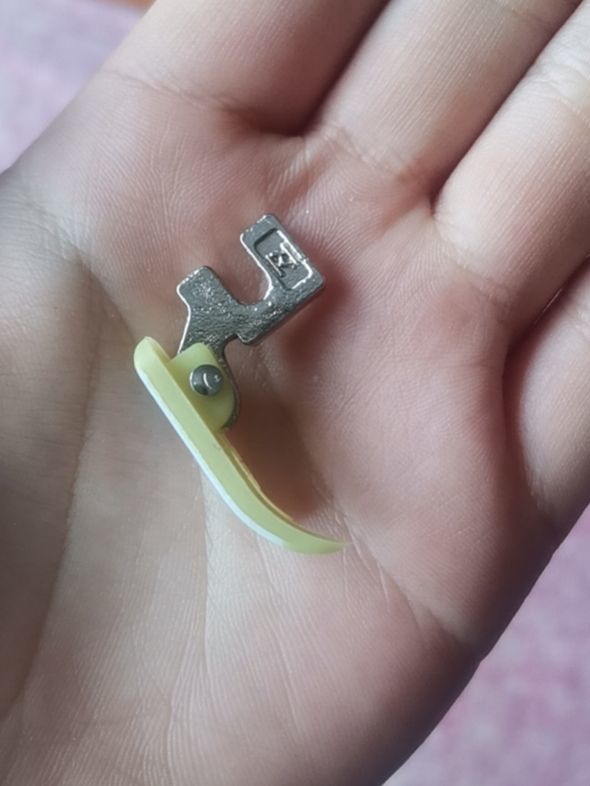 老式缝纫机弹力布压脚