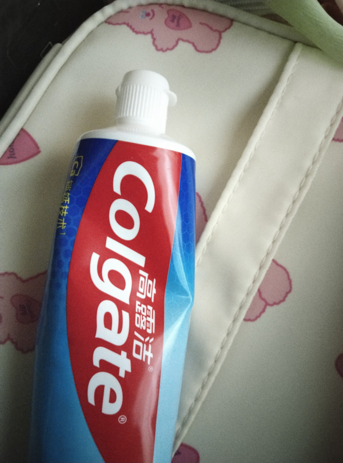 牙膏