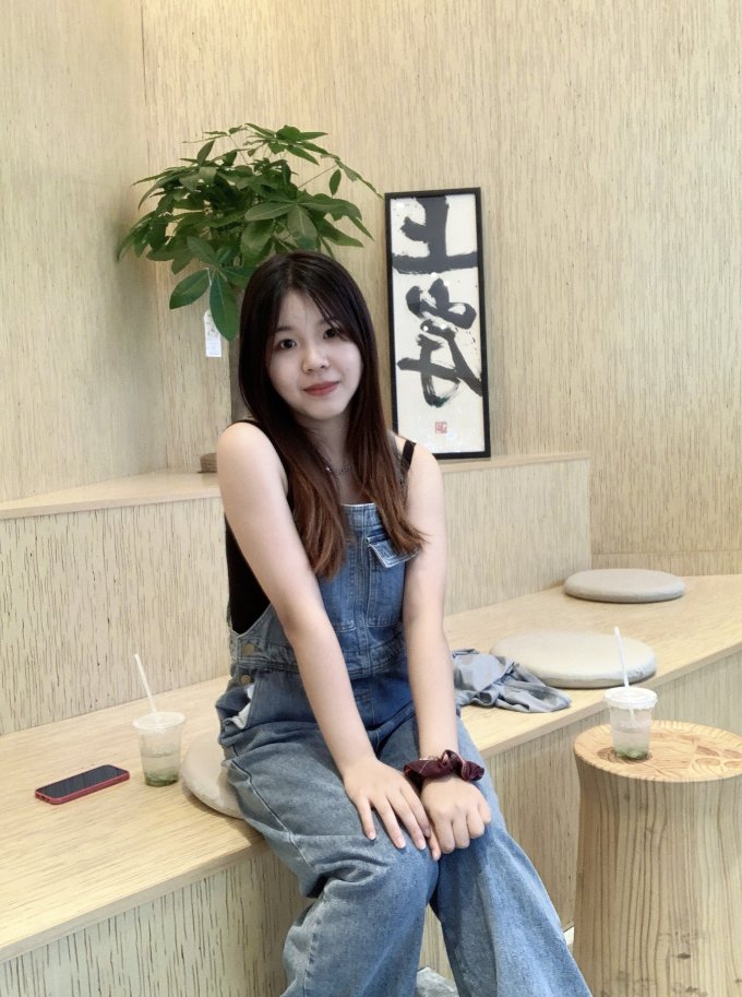 女士牛仔裤