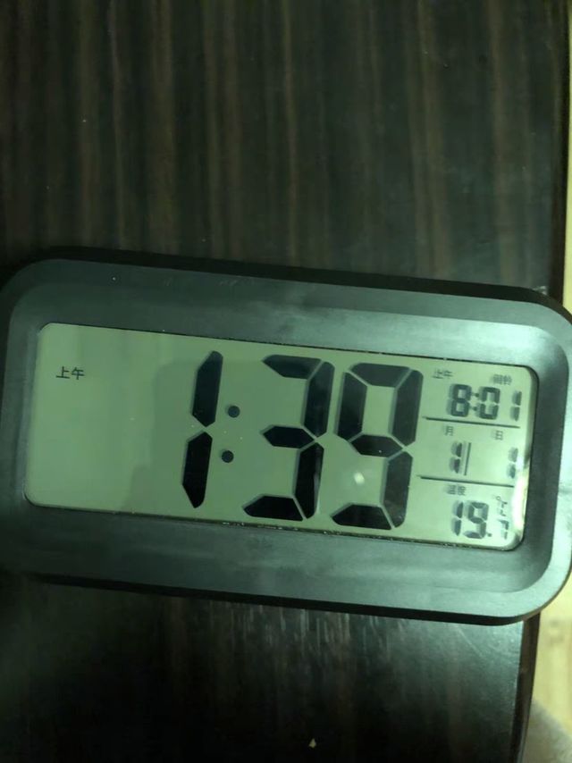 学生专用闹铃儿童男女桌面时钟小电子表