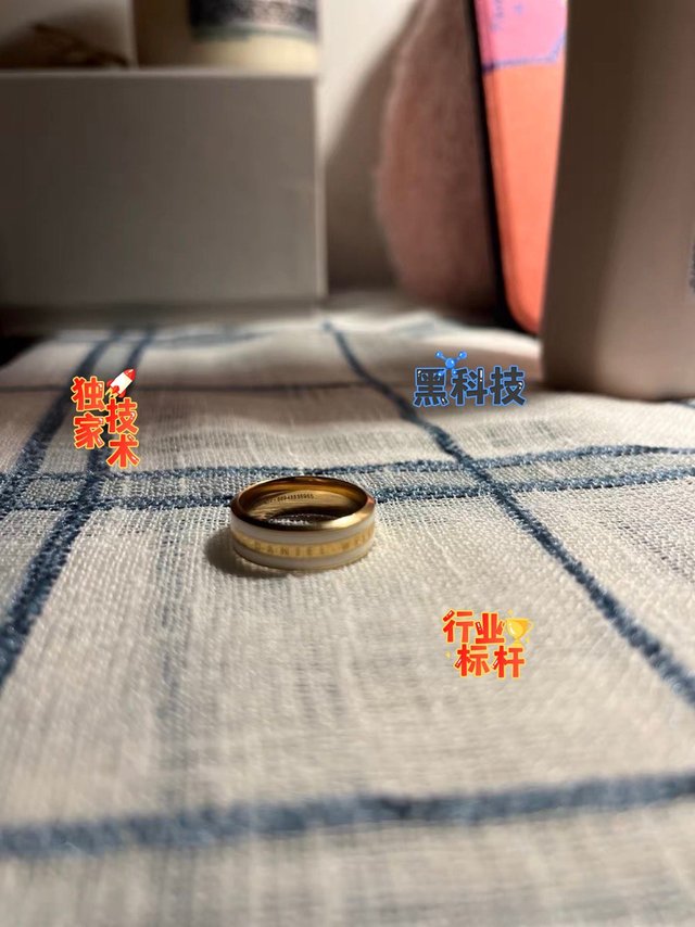 dw戒指情侣同款