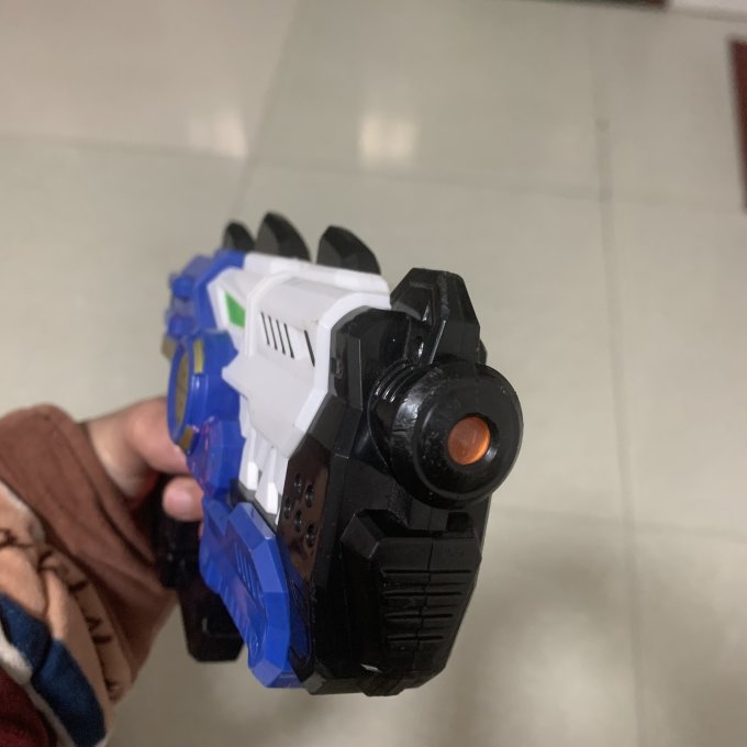 展高创意玩具
