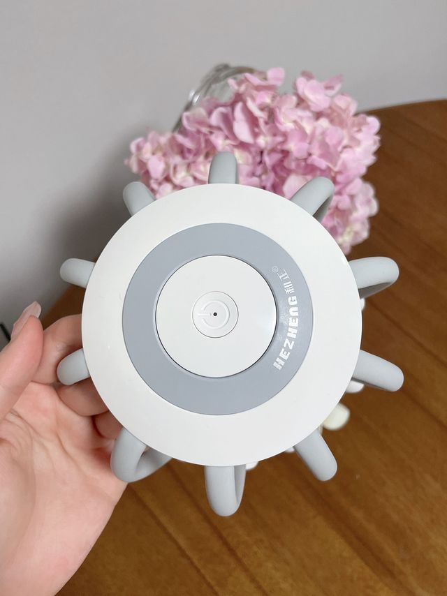 解压助眠的头部按摩器