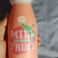 小朋友们爱喝的饮料