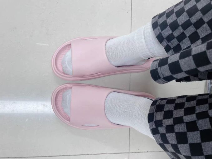 漫巴厘女式拖鞋