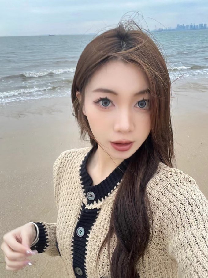 女上装