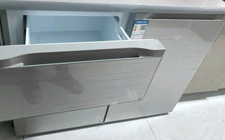 尊贵（ZUNGUI）BCD-210CV 210升 卧式冰箱