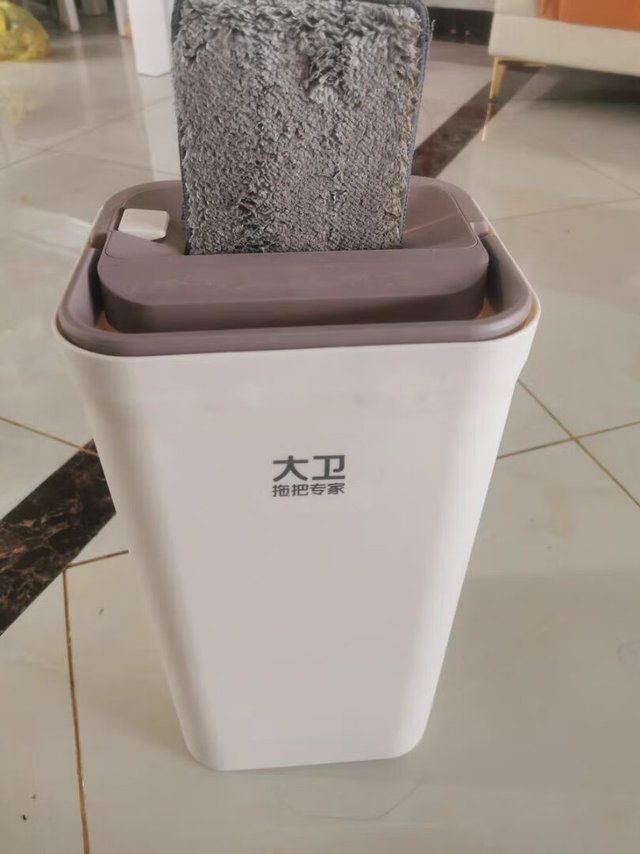 大卫拖把用后感受分享:轻巧、灵活、边边角