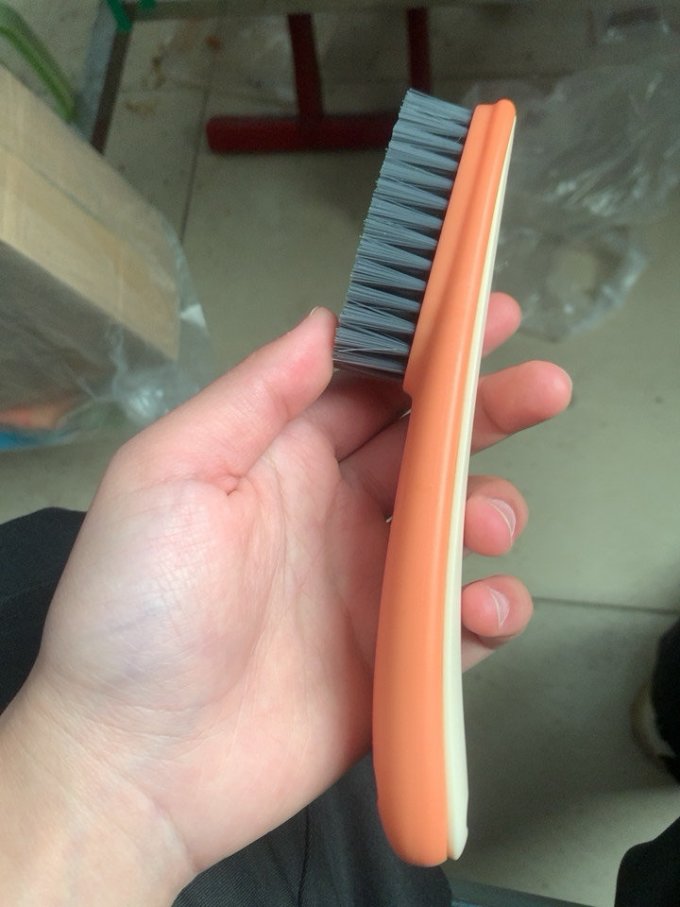 线橙清洁刷