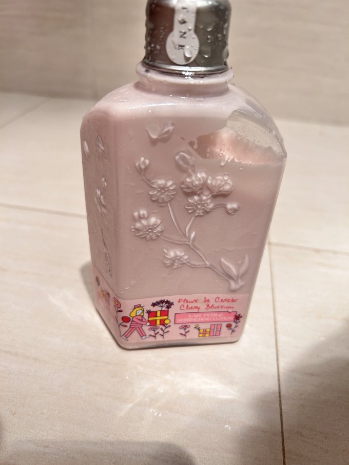 欧舒丹身体乳液