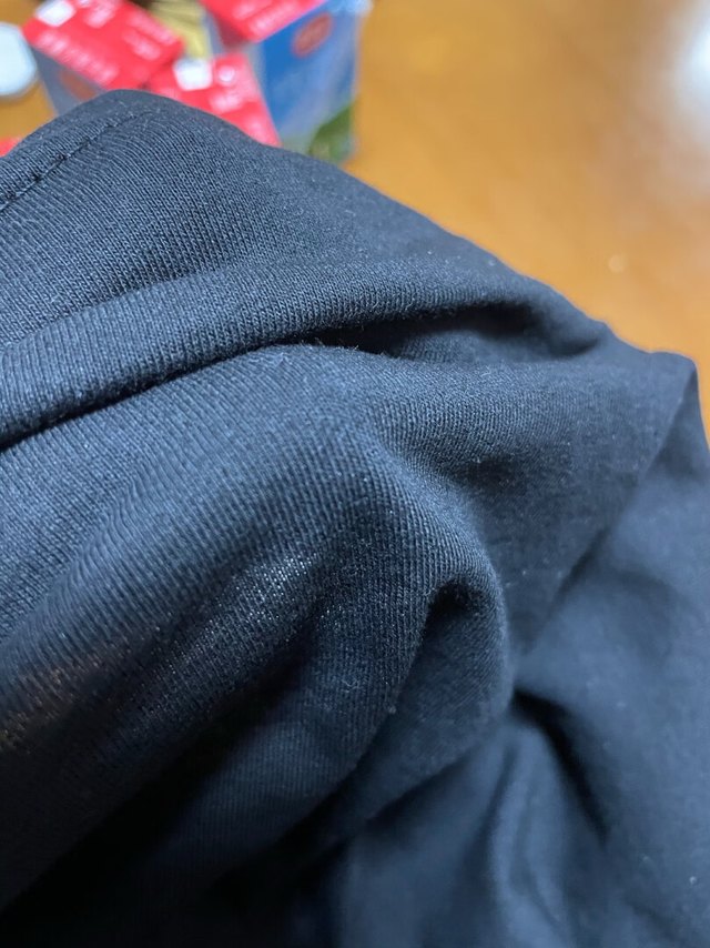 性价比很高啊，面料舒服透气，很休闲