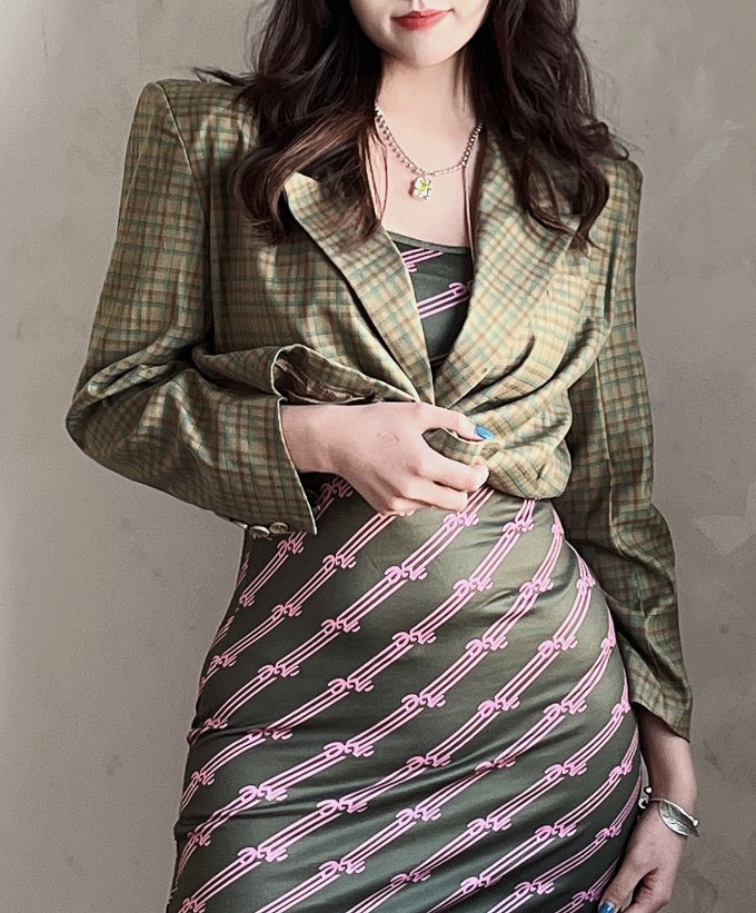 女上装
