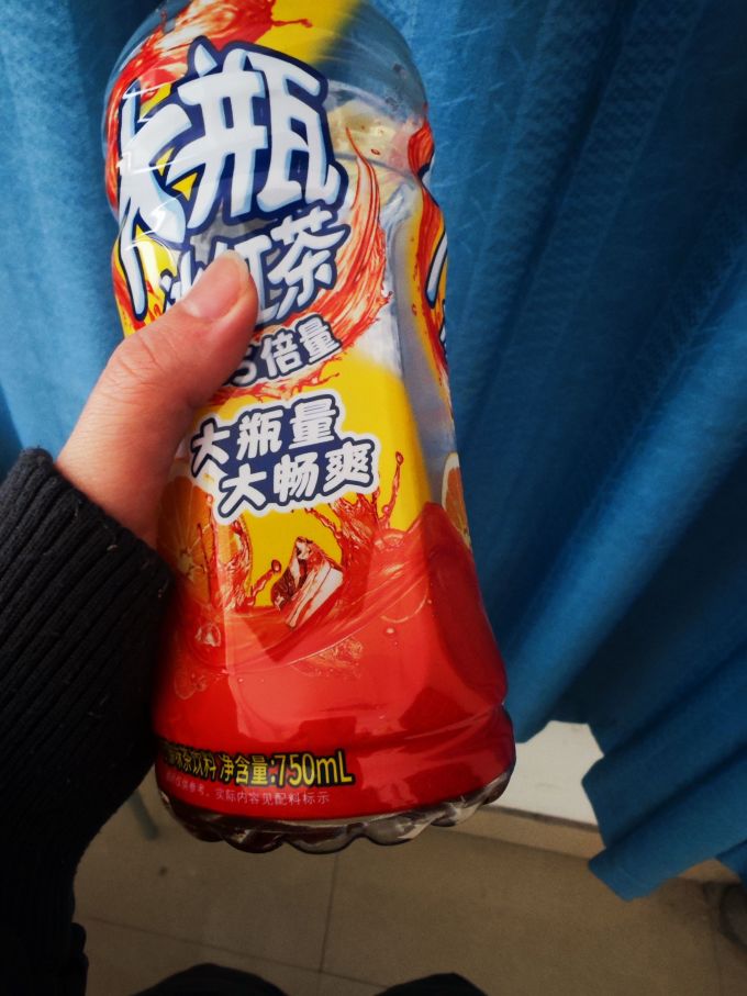 今麦郎冰红茶柠檬味大瓶装