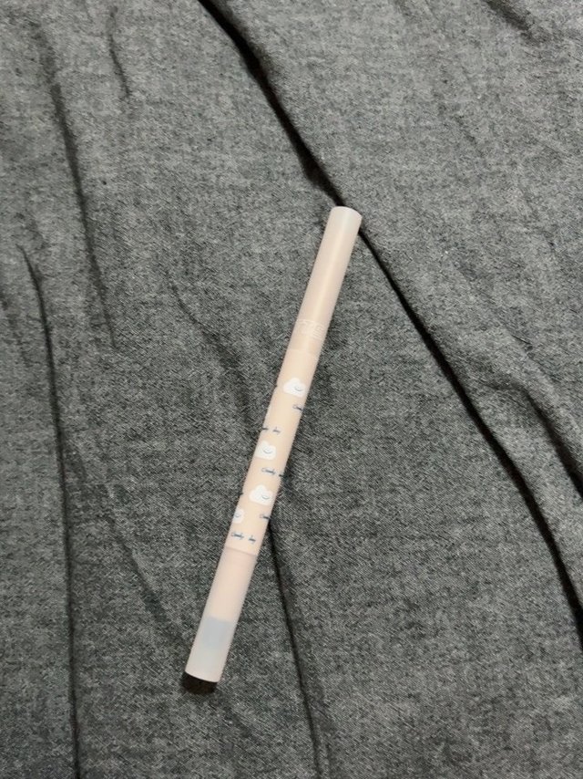 蛮好的，颜色很嫩，用来画唇角
