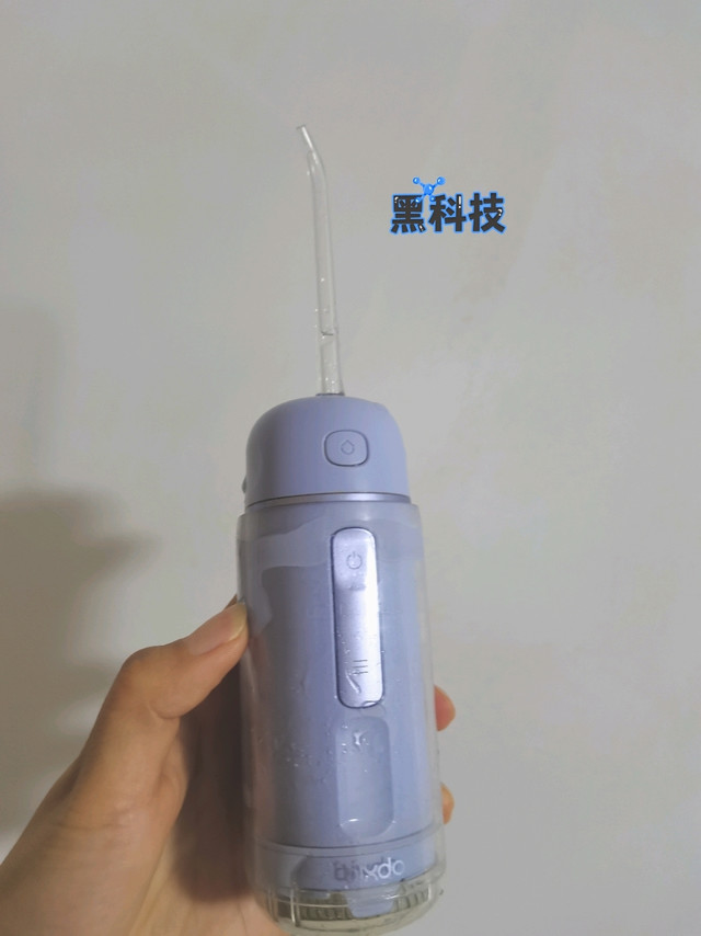 实力与颜值并存的冲牙器