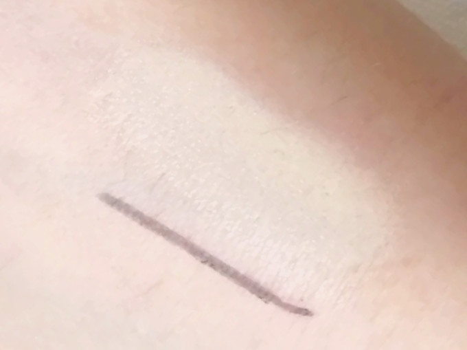美宝莲遮瑕膏