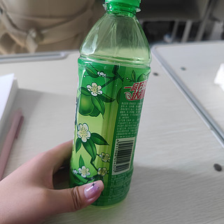 青梅绿茶夏天的绝佳搭配